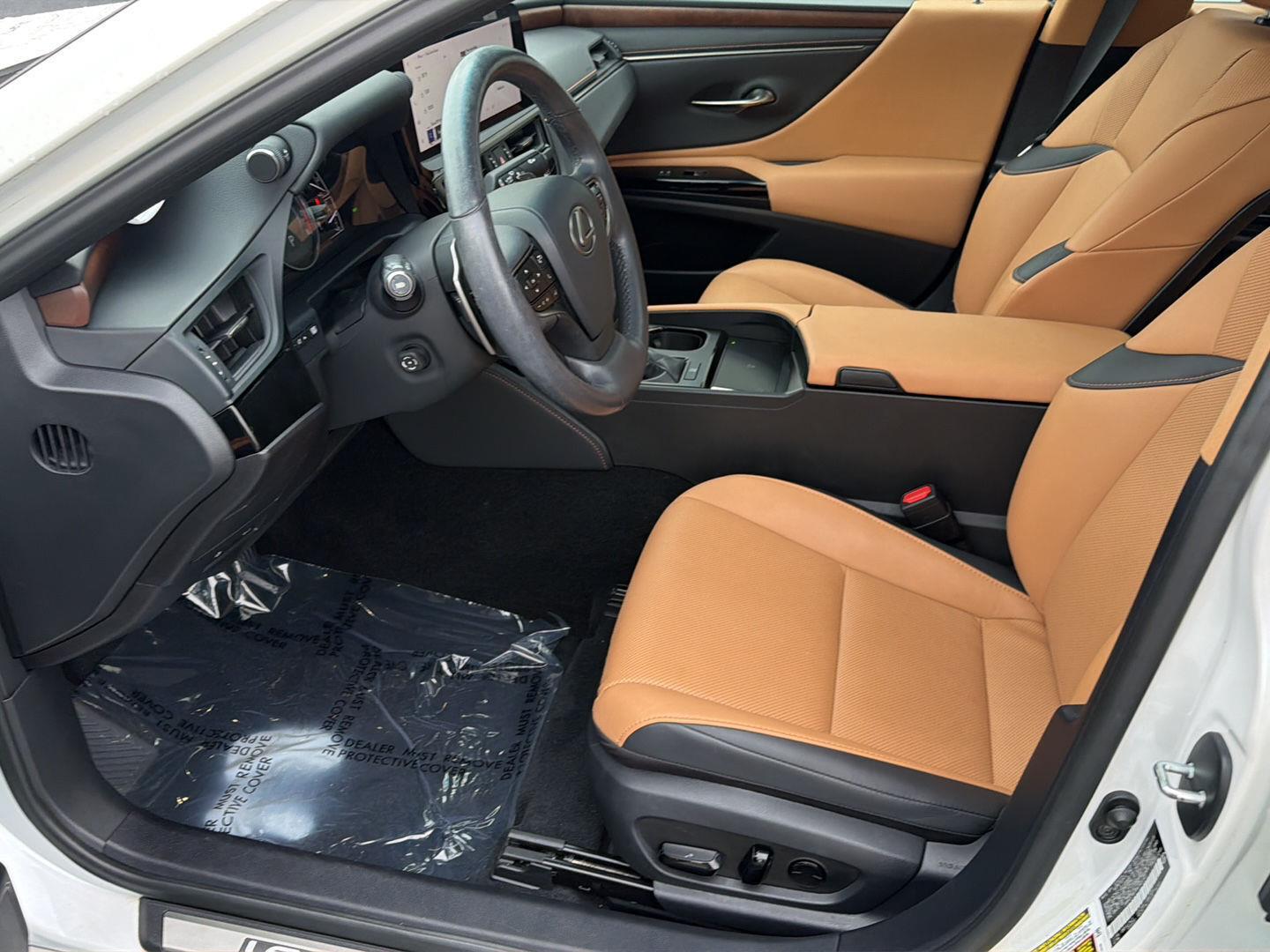 Used 2023 Lexus ES Sedan