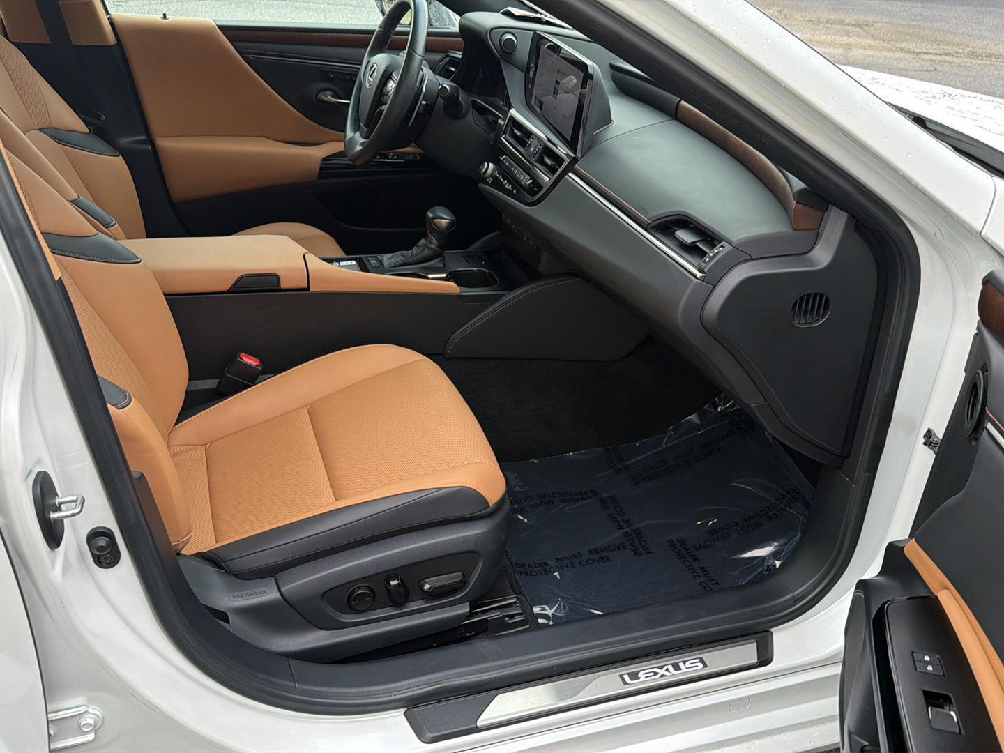 Used 2023 Lexus ES Sedan