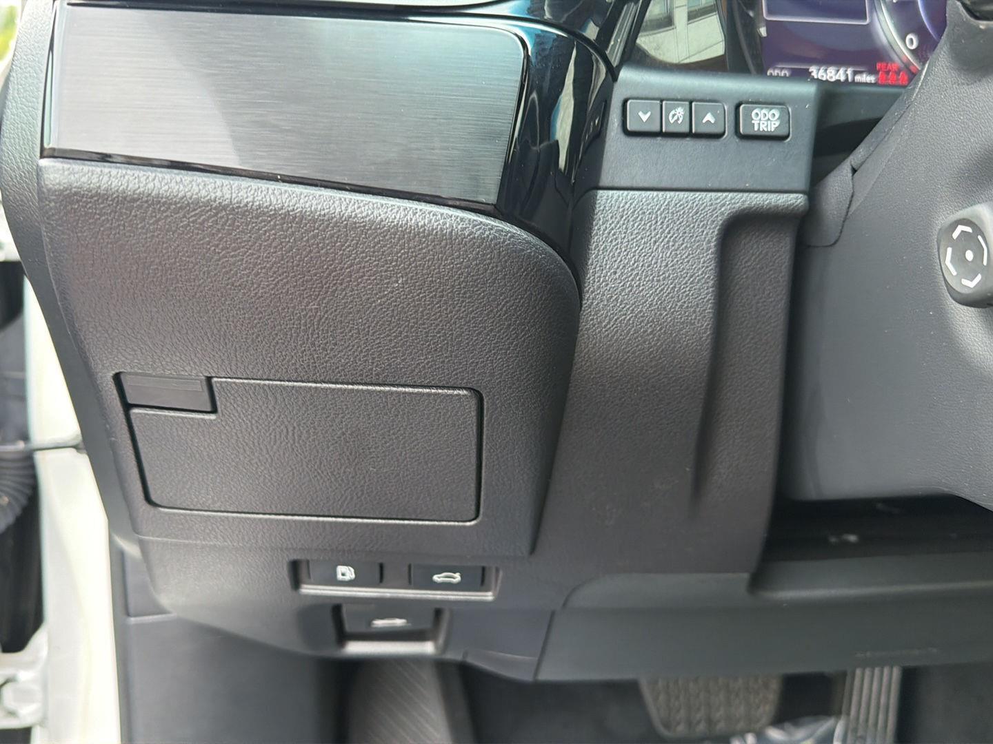 Used 2023 Lexus ES Sedan