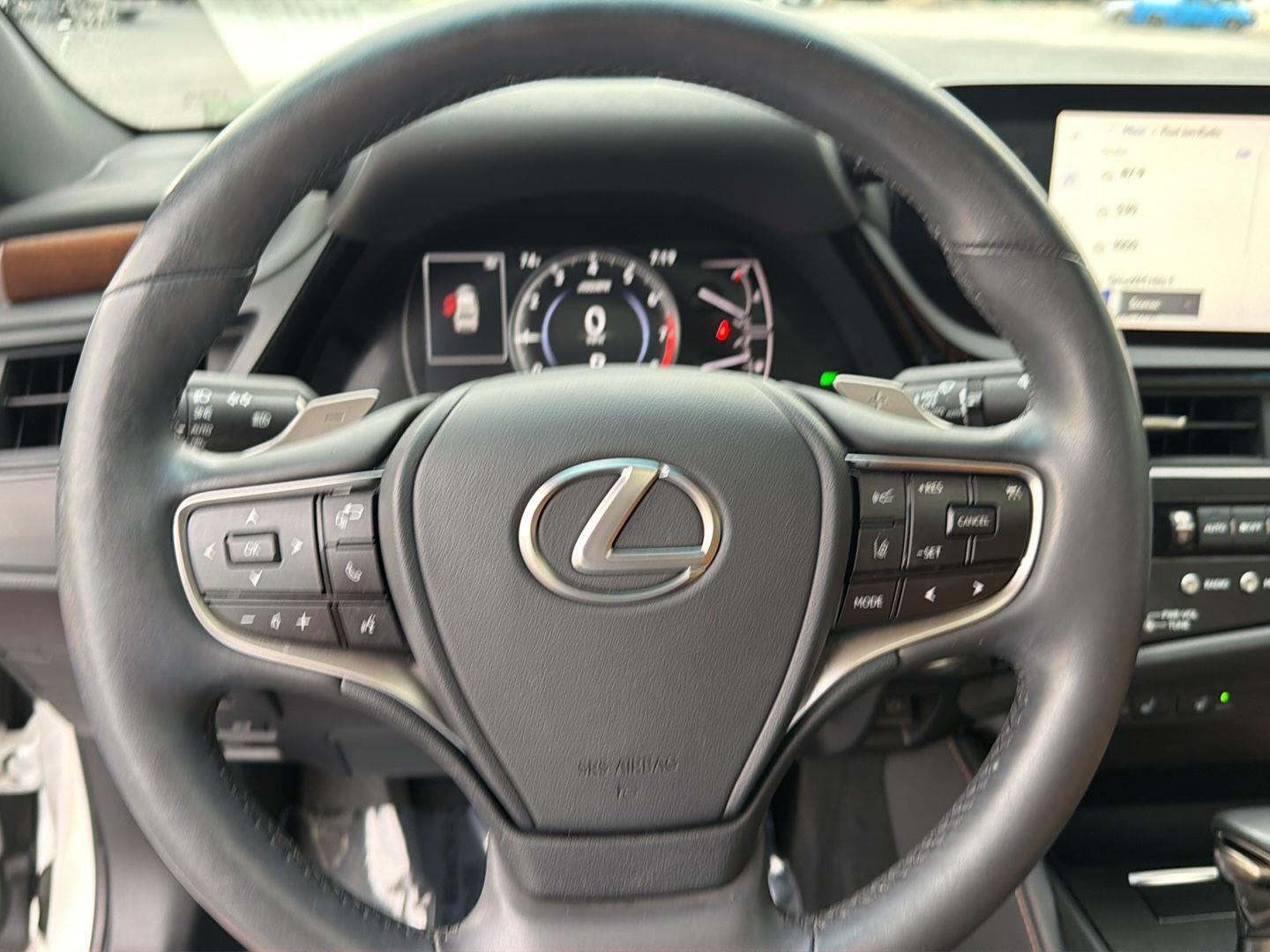 Used 2023 Lexus ES Sedan