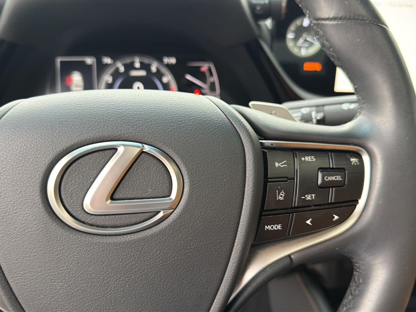 Used 2023 Lexus ES Sedan