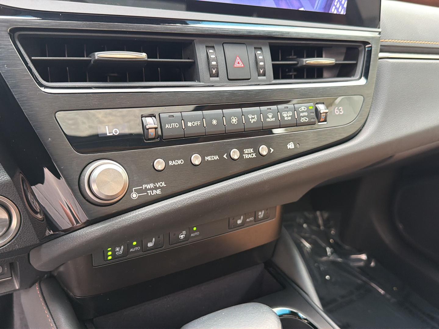 Used 2023 Lexus ES Sedan