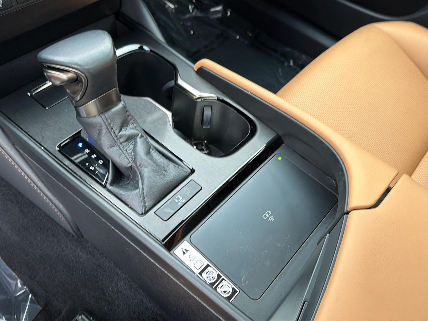 Used 2023 Lexus ES Sedan