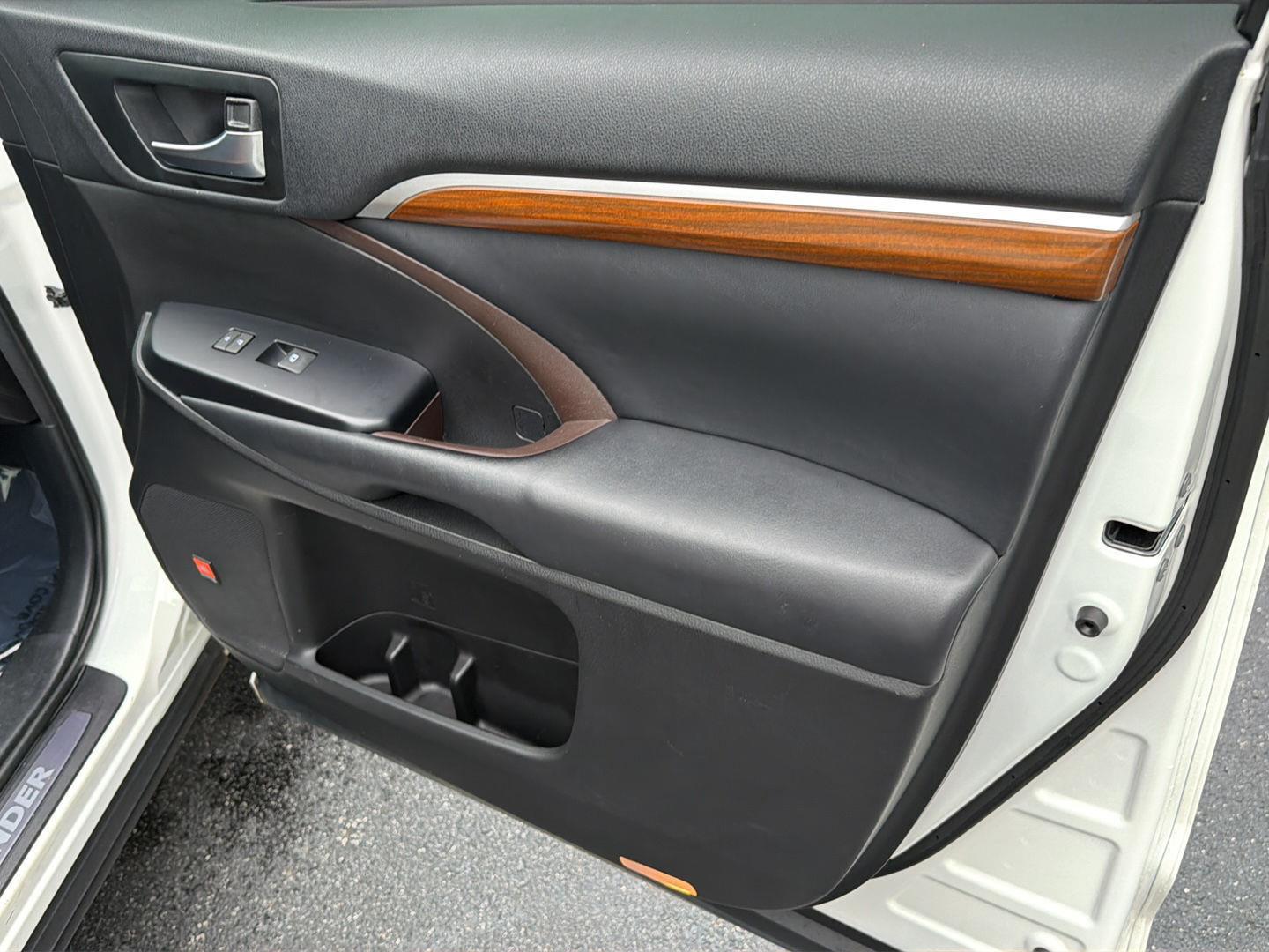 Used 2018 Toyota Highlander SUV