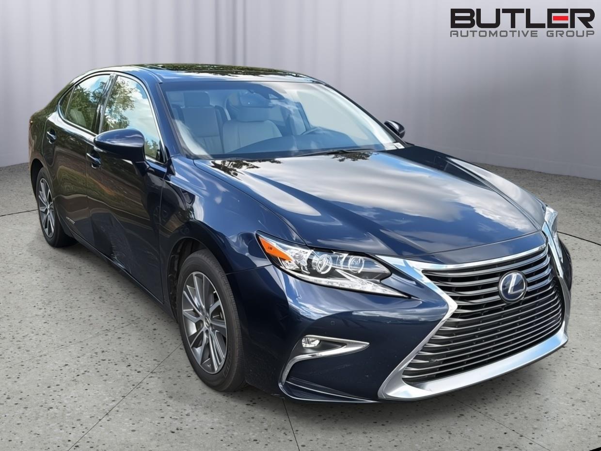 Used 2017 Lexus ES Sedan