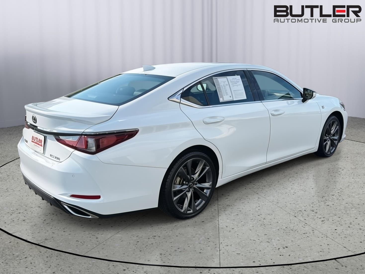 Used 2021 Lexus ES Sedan