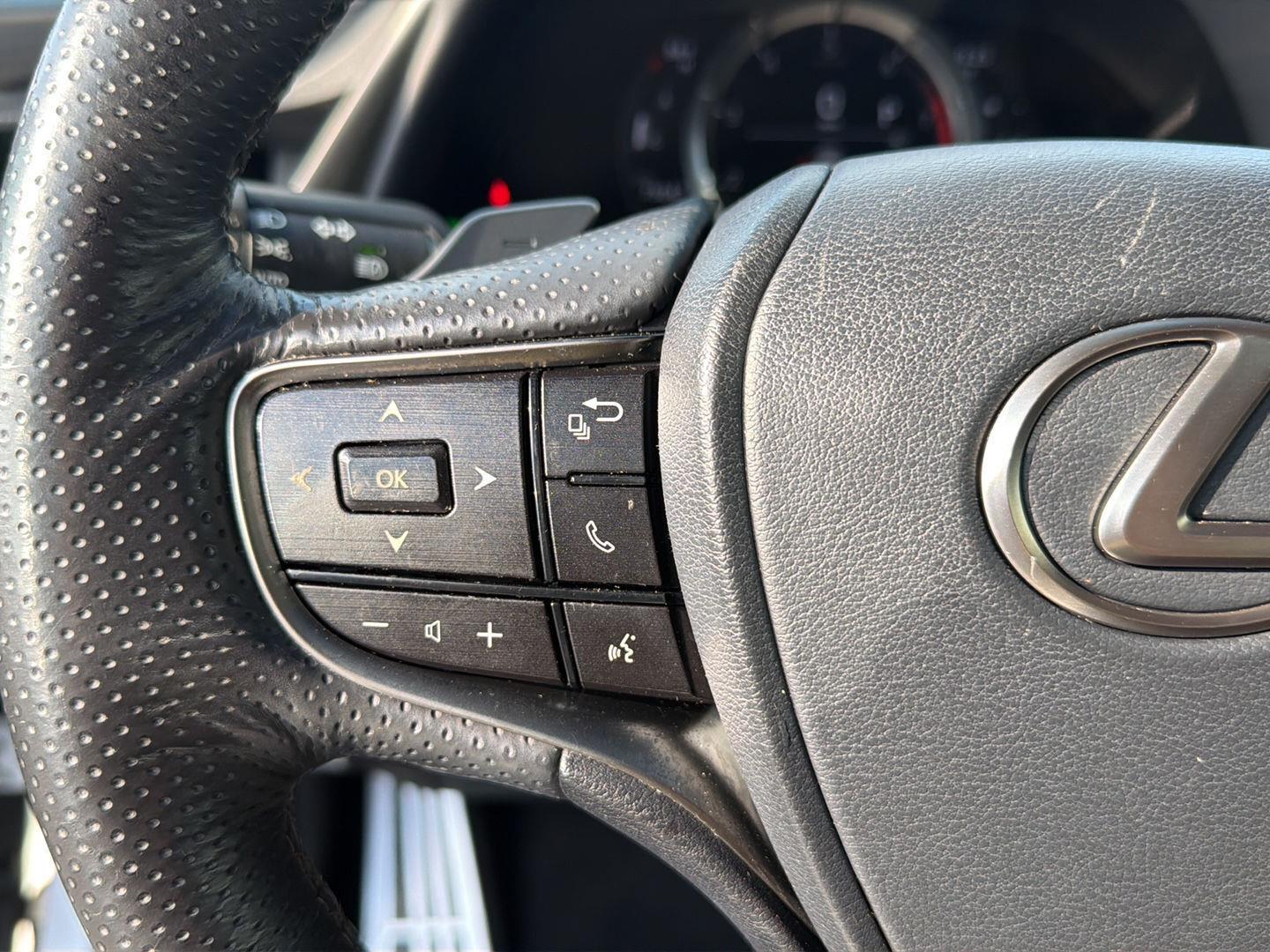 Used 2021 Lexus ES Sedan