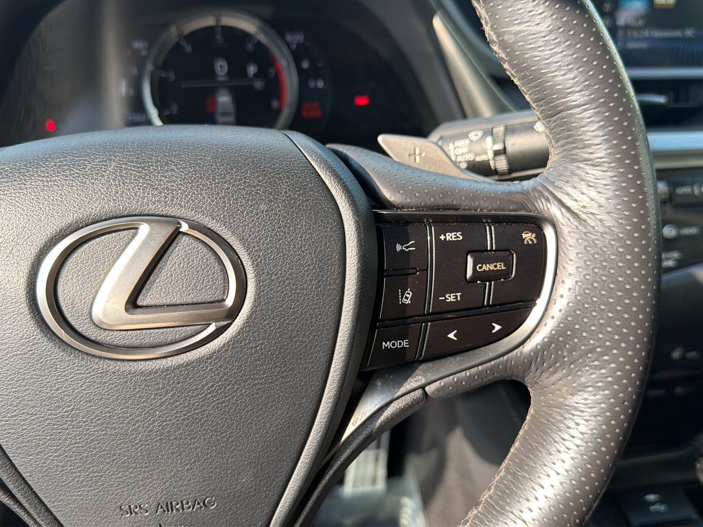 Used 2021 Lexus ES Sedan