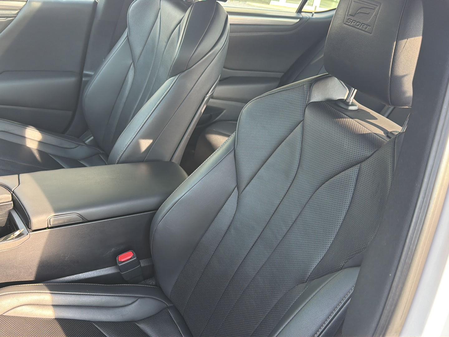 Used 2021 Lexus ES Sedan