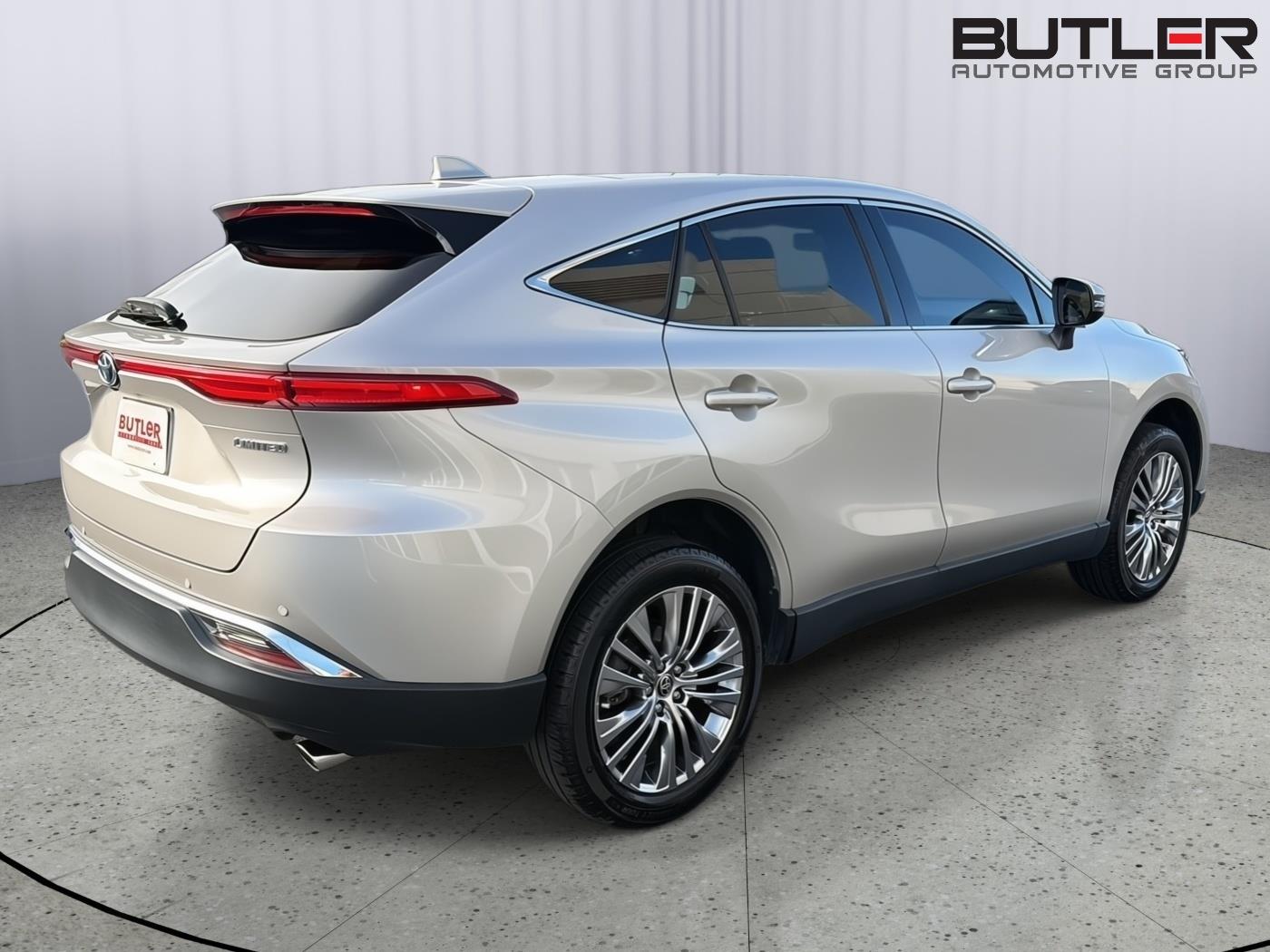 Used 2023 Toyota Venza SUV