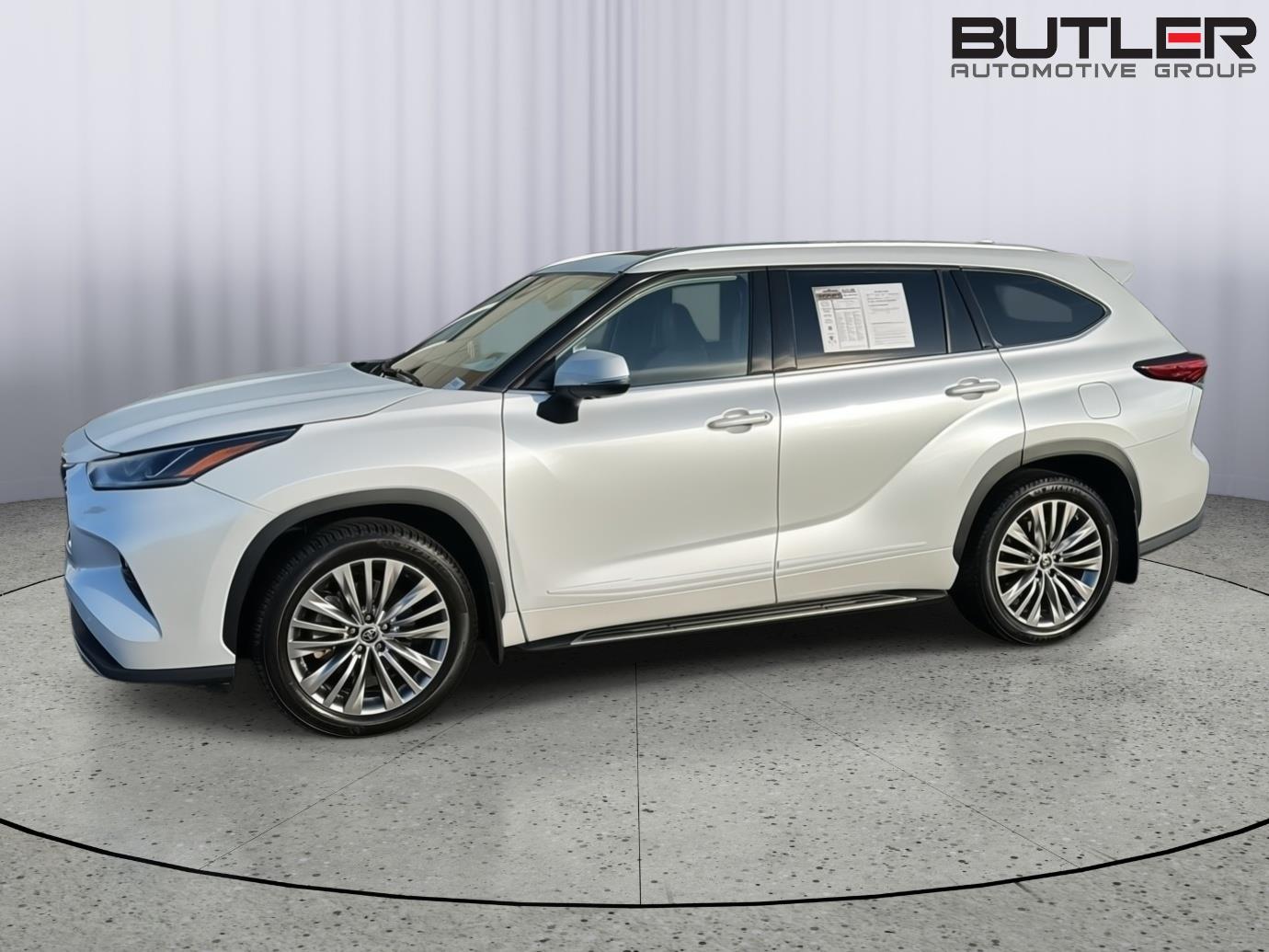 Used 2022 Toyota Highlander SUV