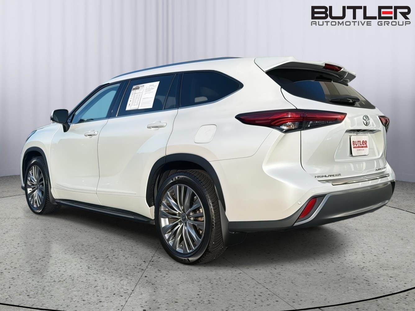 Used 2022 Toyota Highlander SUV