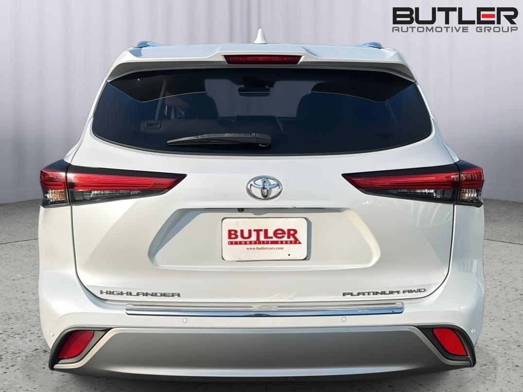 Used 2022 Toyota Highlander SUV