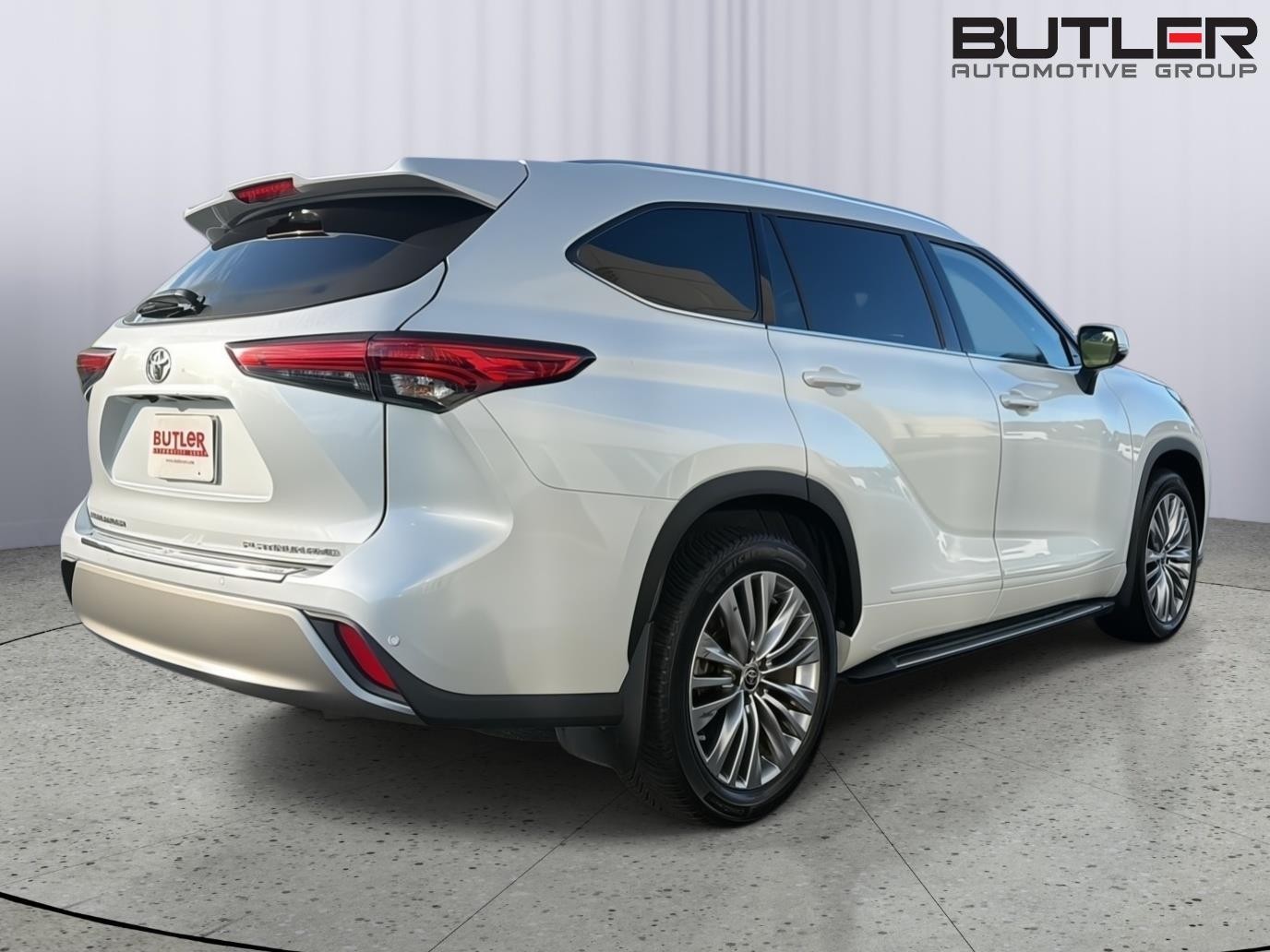 Used 2022 Toyota Highlander SUV