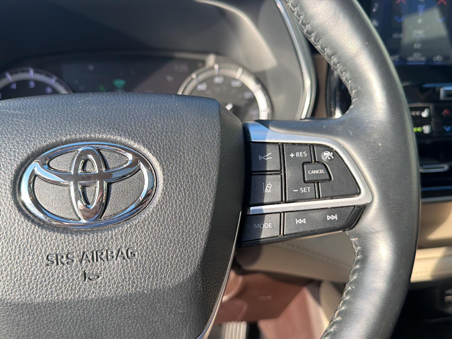 Used 2022 Toyota Highlander SUV