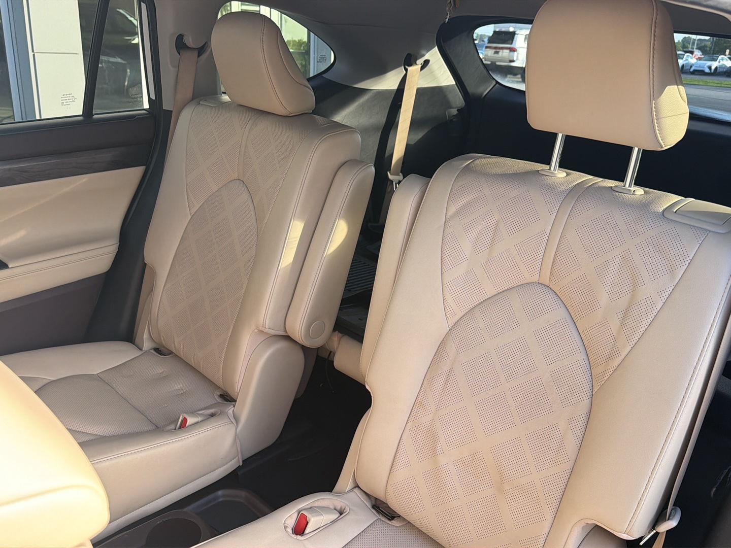 Used 2022 Toyota Highlander SUV