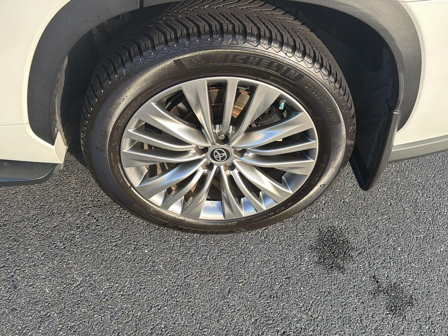 Used 2022 Toyota Highlander SUV