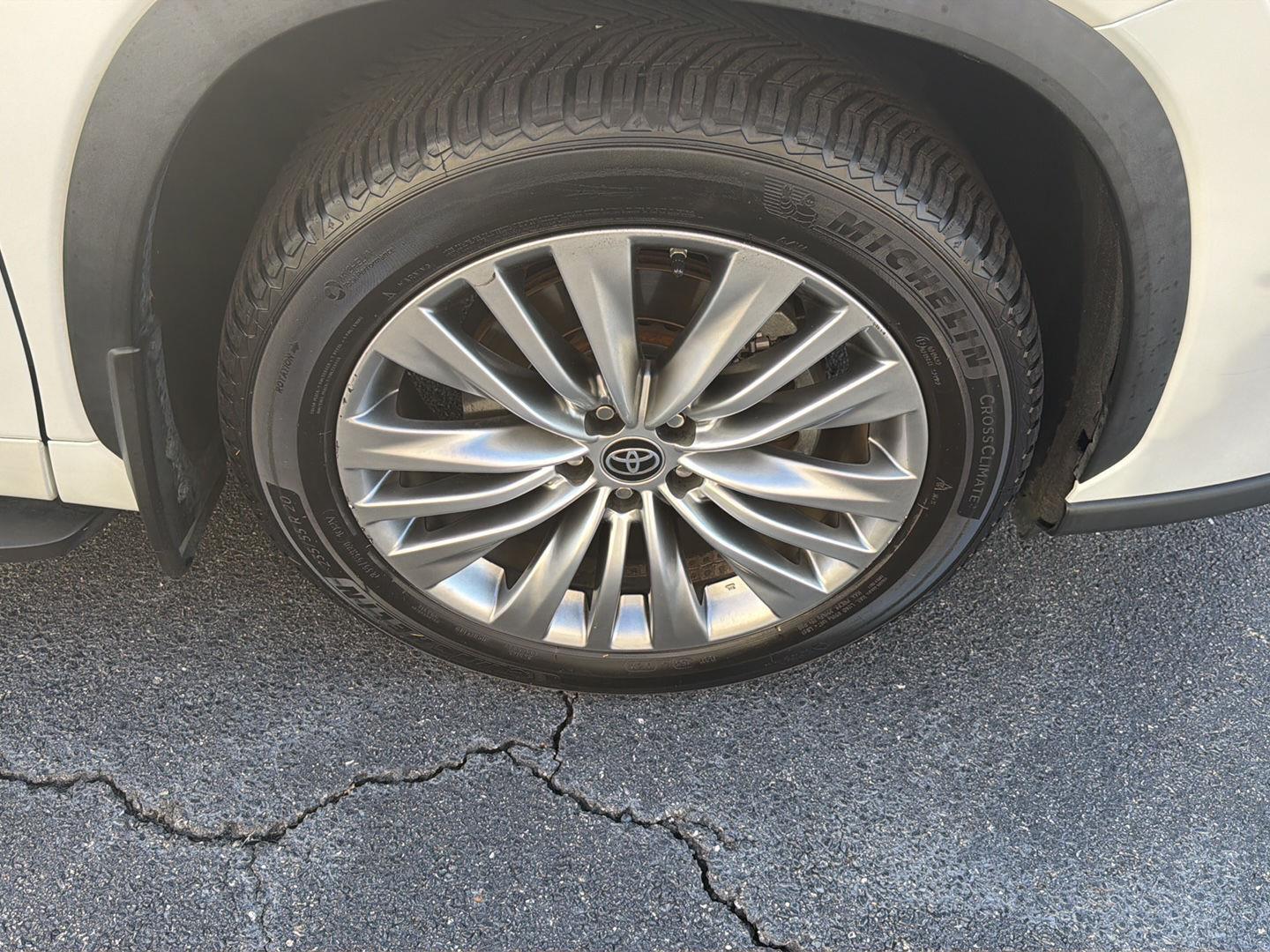 Used 2022 Toyota Highlander SUV