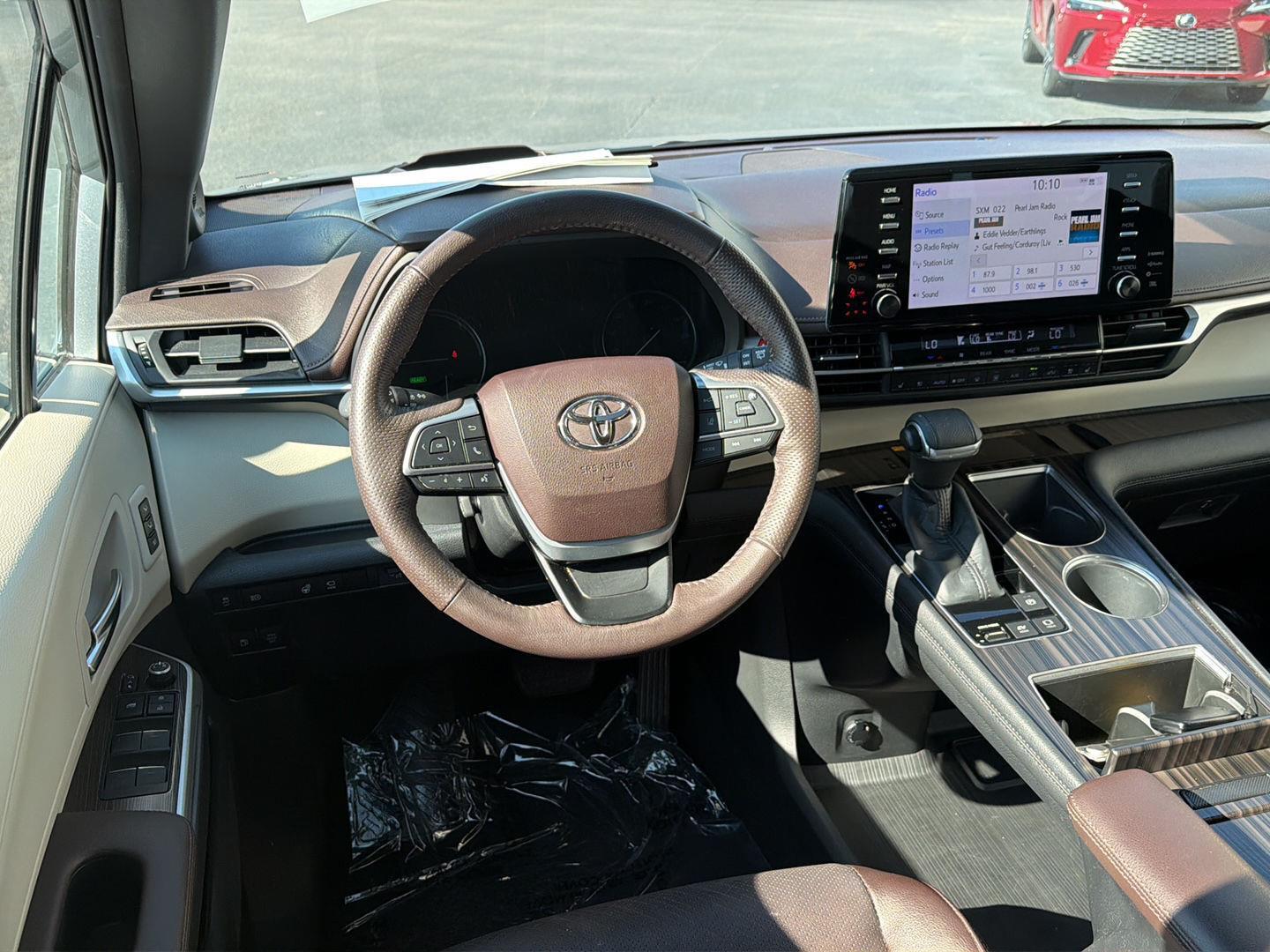 Used 2022 Toyota Sienna Van