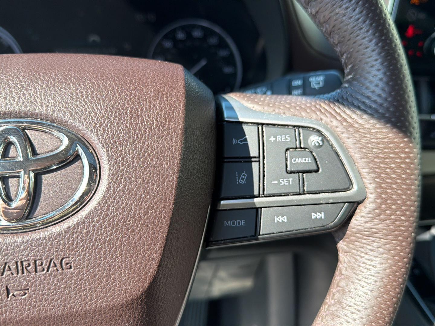 Used 2022 Toyota Sienna Van