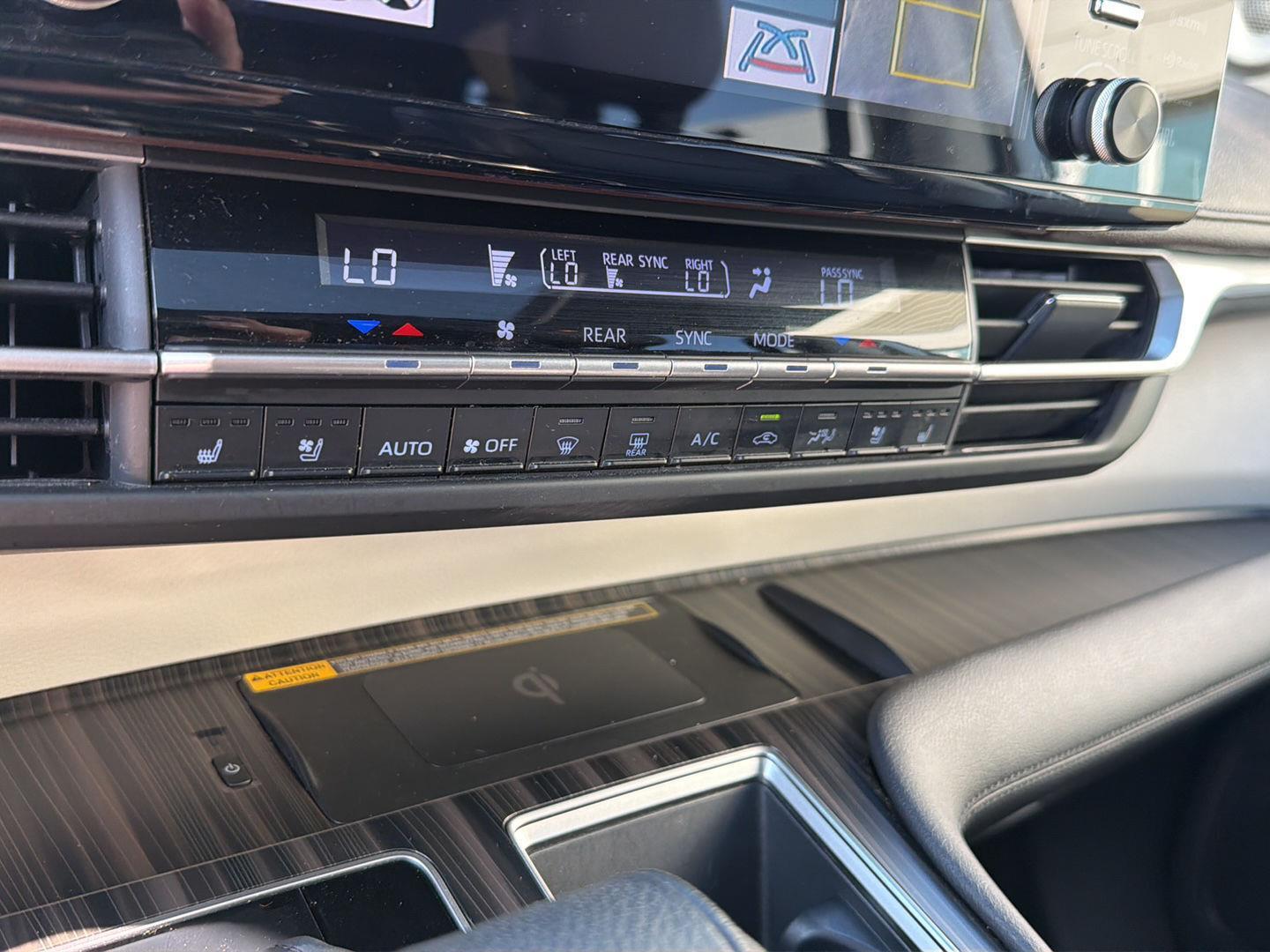 Used 2022 Toyota Sienna Van