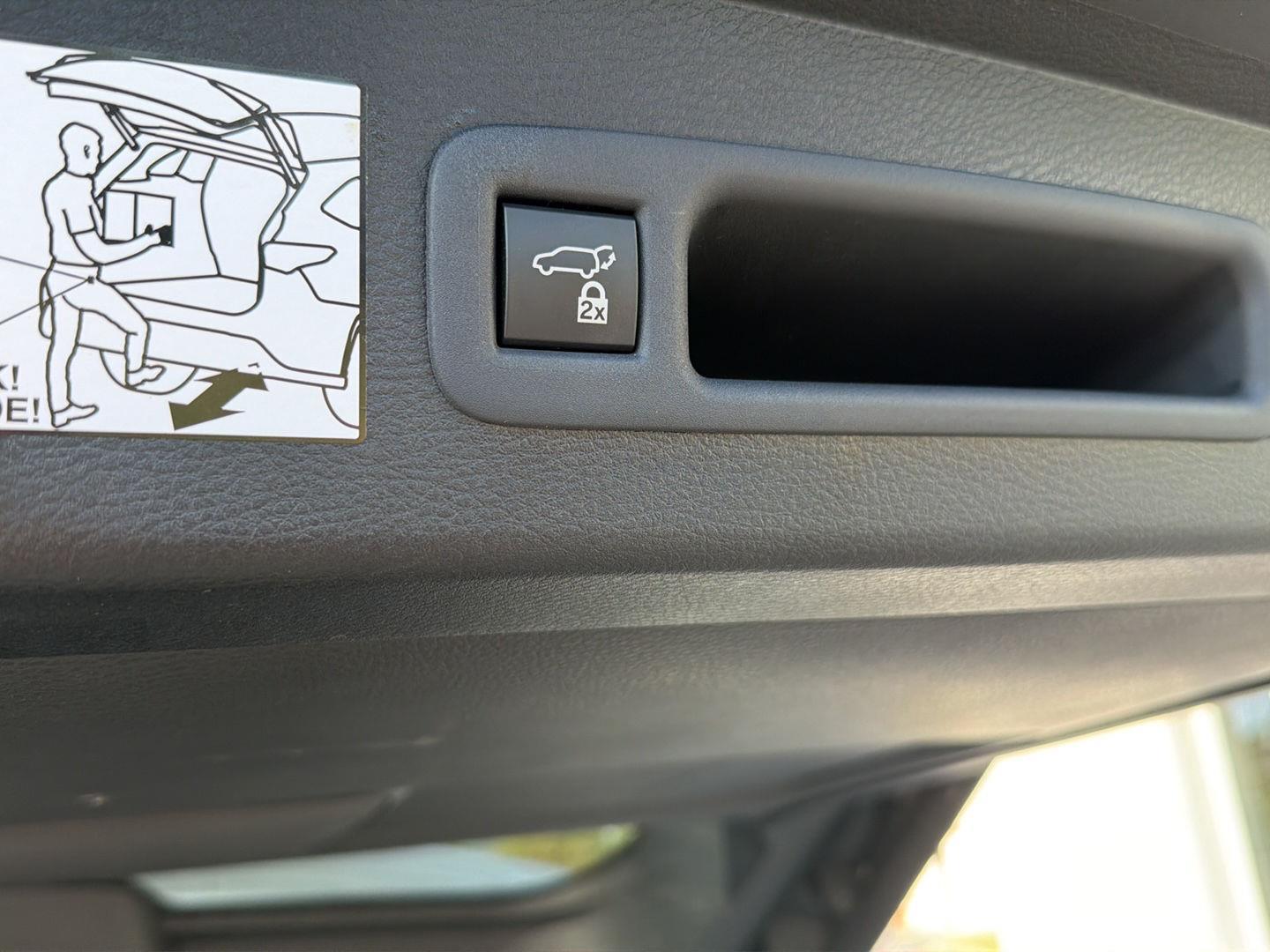 Used 2022 Toyota Sienna Van