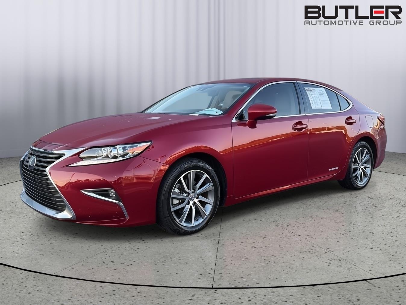 Used 2018 Lexus ES Sedan