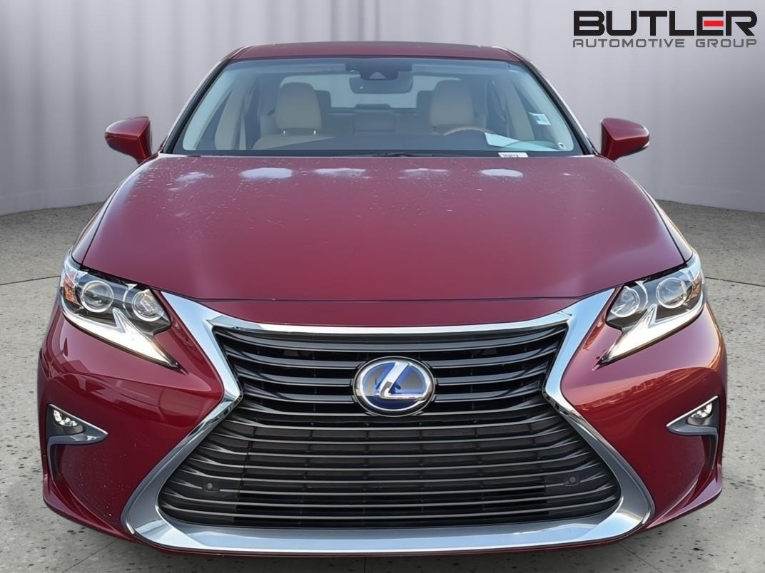 Used 2018 Lexus ES Sedan