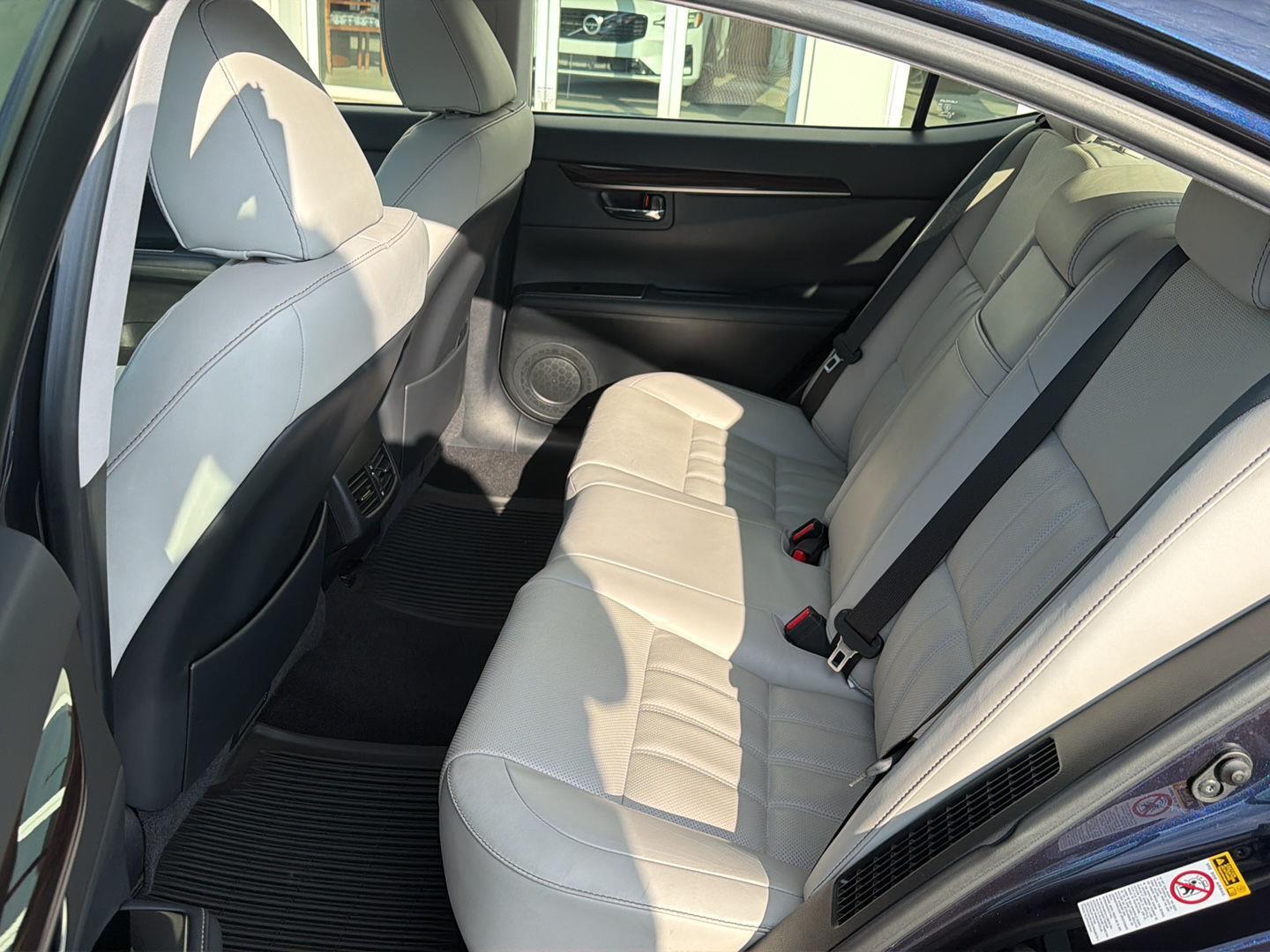Used 2017 Lexus ES Sedan