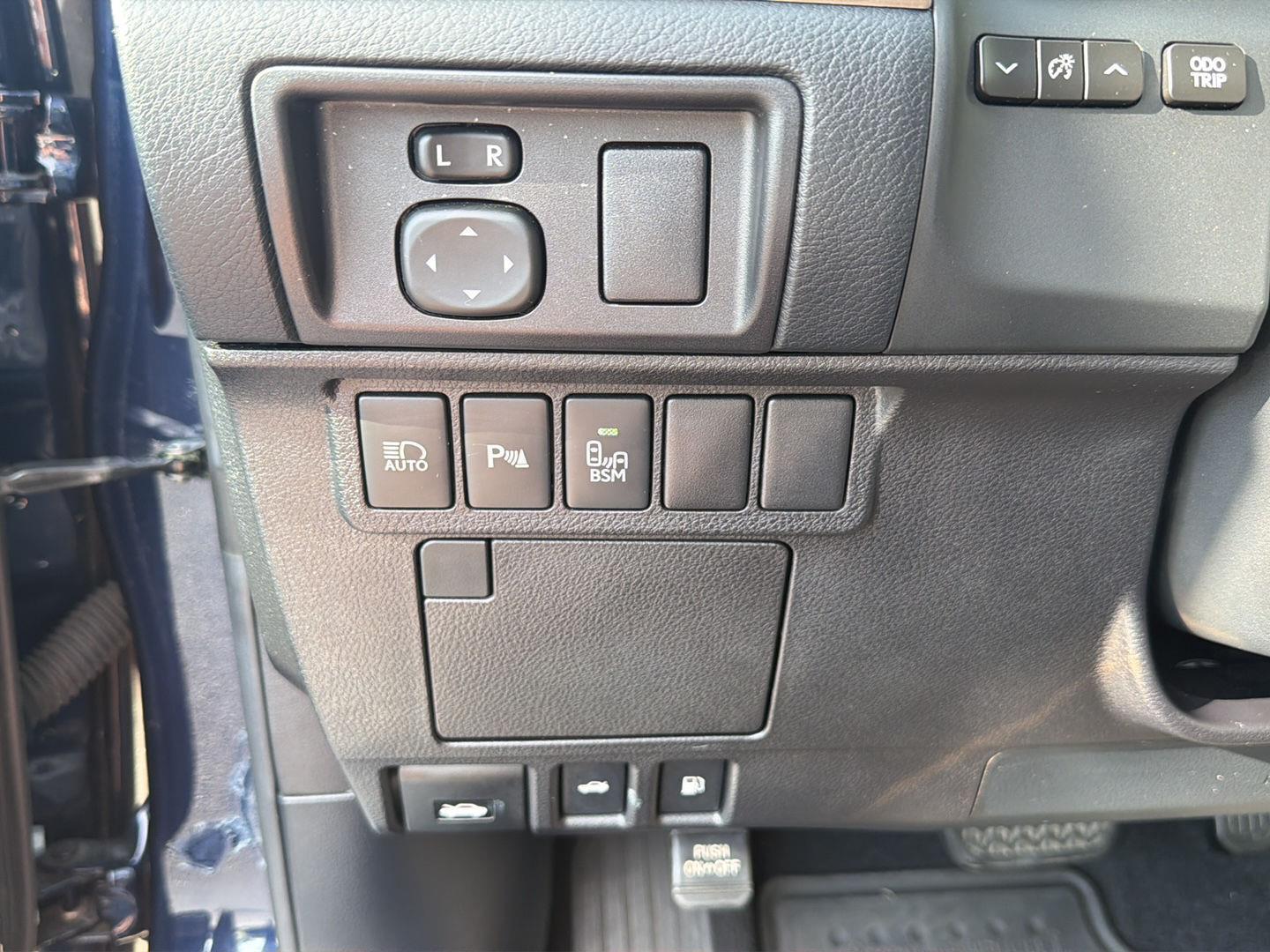 Used 2017 Lexus ES Sedan