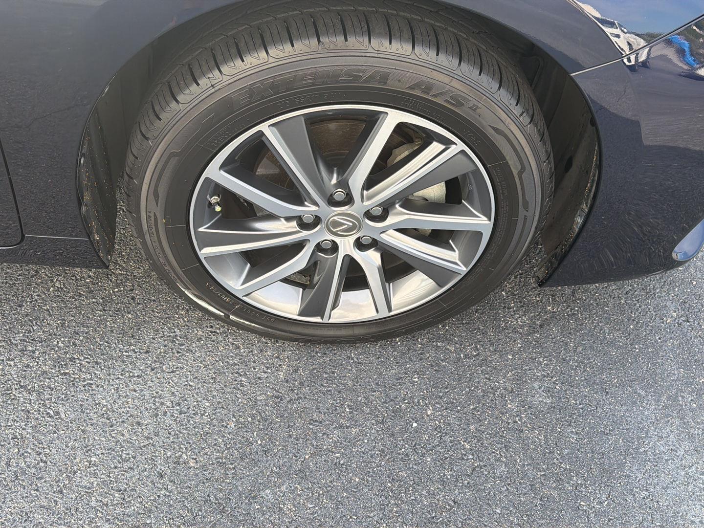 Used 2017 Lexus ES Sedan