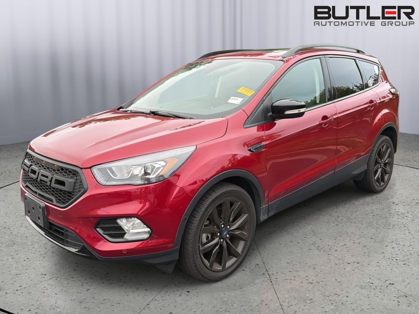 Ruby Red Metallic Tinted Clearcoat 2018 Ford Escape SUV / Crossover All-Wheel Drive 6-Speed Automatic