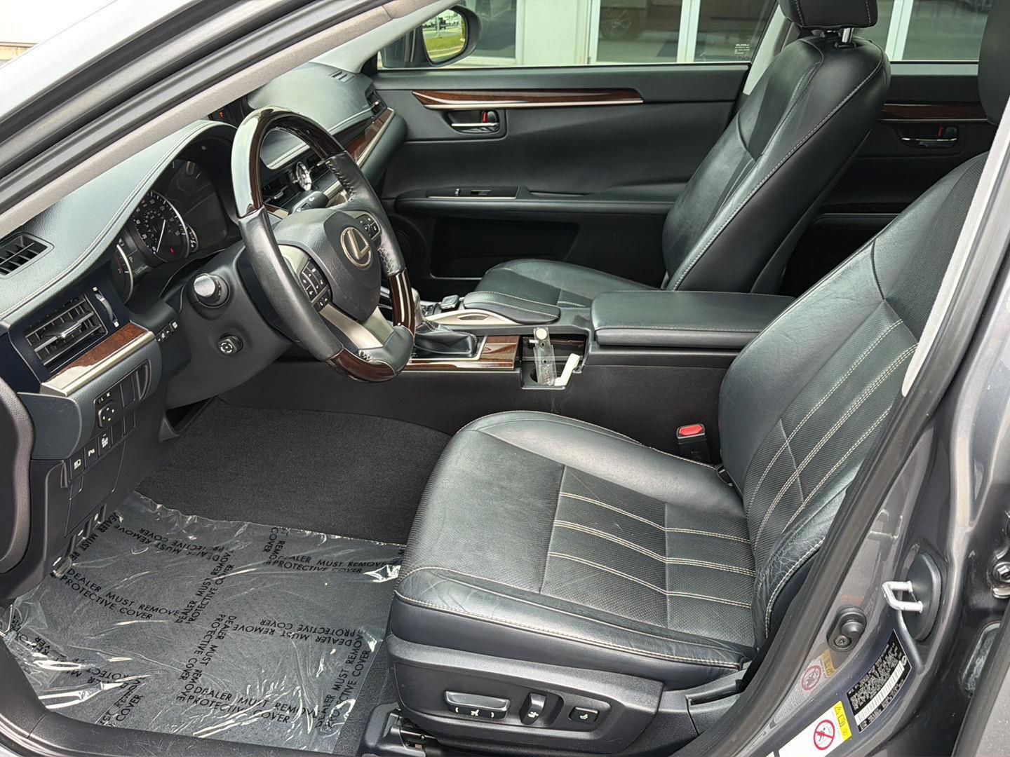 Used 2018 Lexus ES Sedan