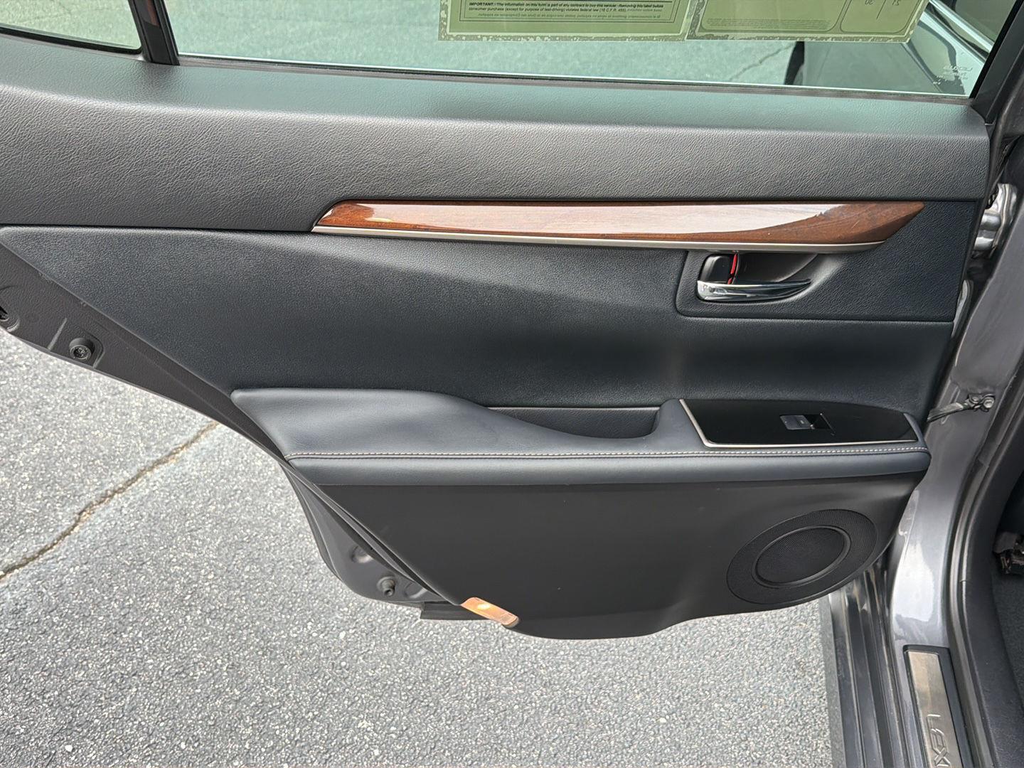 Used 2018 Lexus ES Sedan
