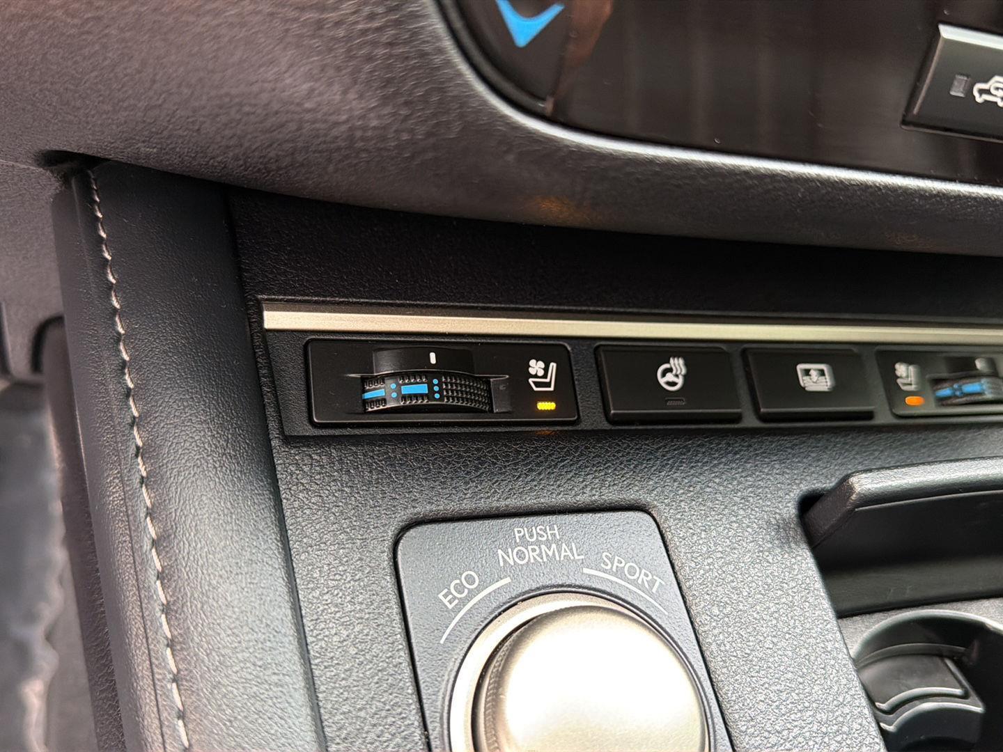Used 2018 Lexus ES Sedan