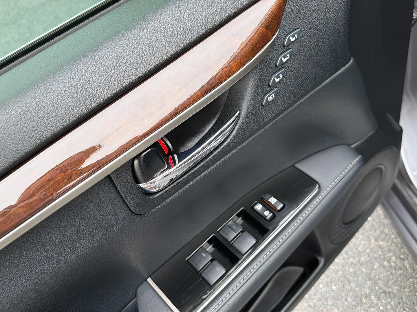 Used 2018 Lexus ES Sedan