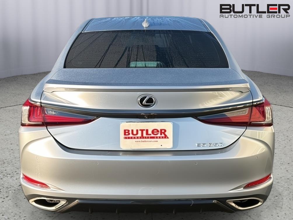 Used 2022 Lexus ES Sedan