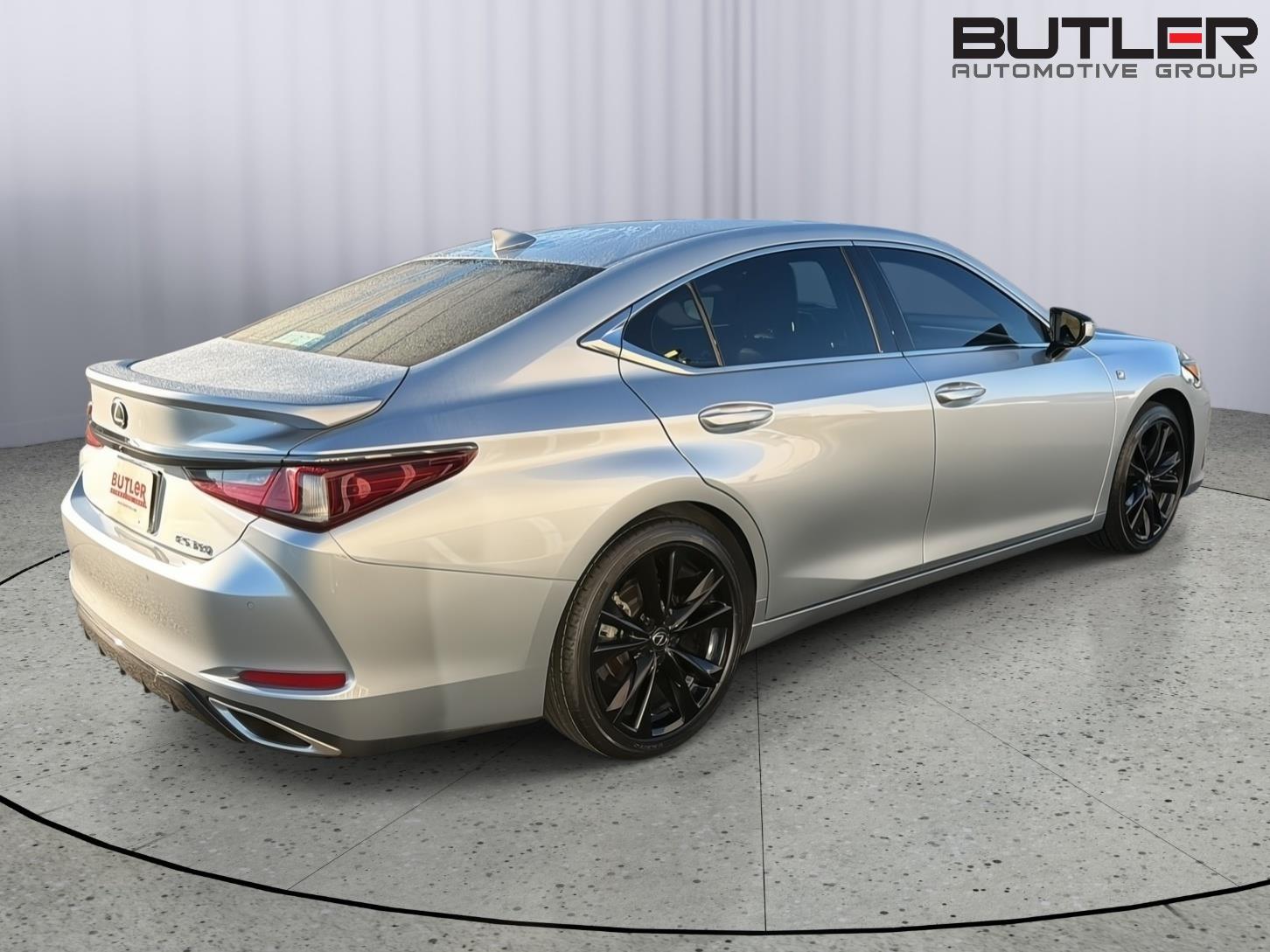 Used 2022 Lexus ES Sedan