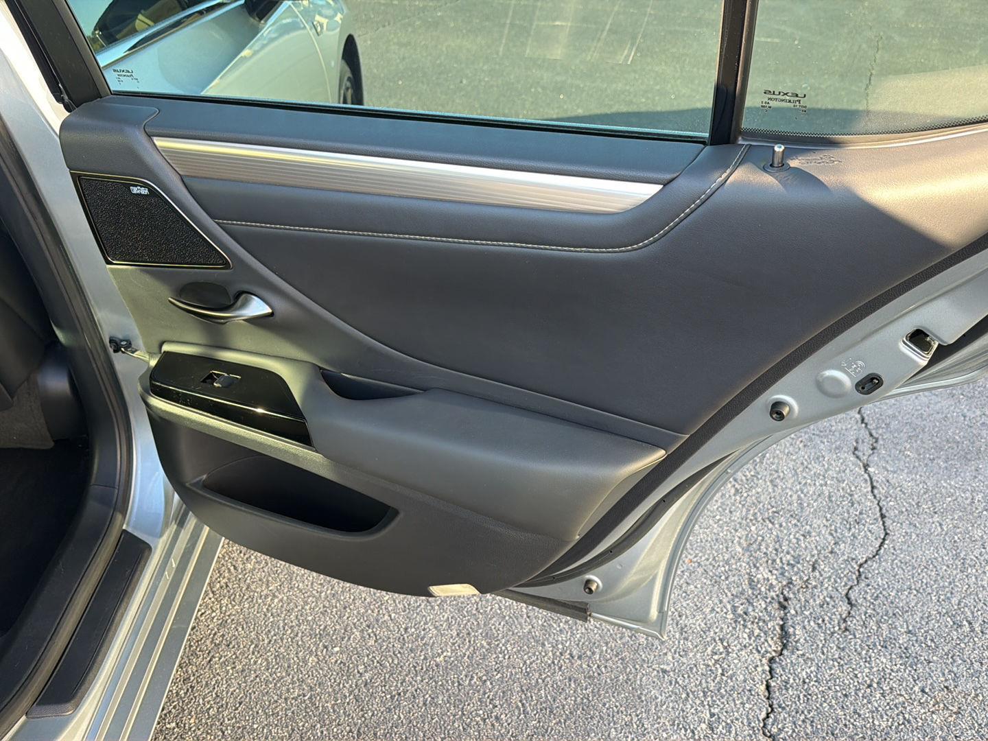 Used 2022 Lexus ES Sedan