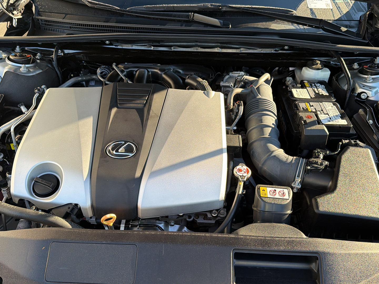 Used 2022 Lexus ES Sedan