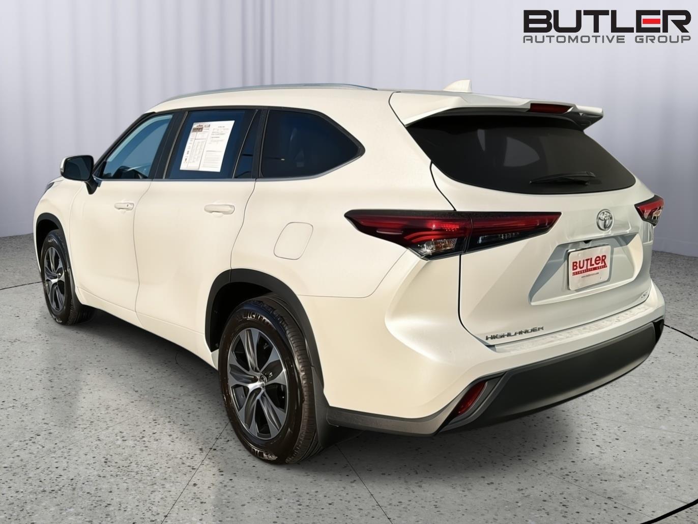 Used 2025 Toyota Highlander SUV