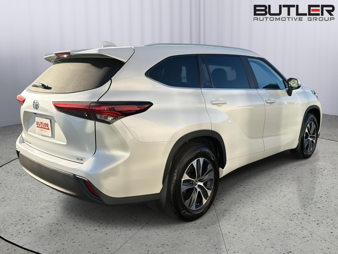 Used 2025 Toyota Highlander SUV