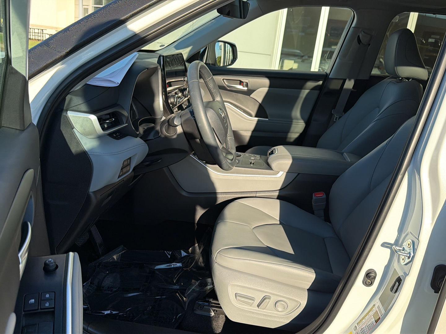 Used 2025 Toyota Highlander SUV