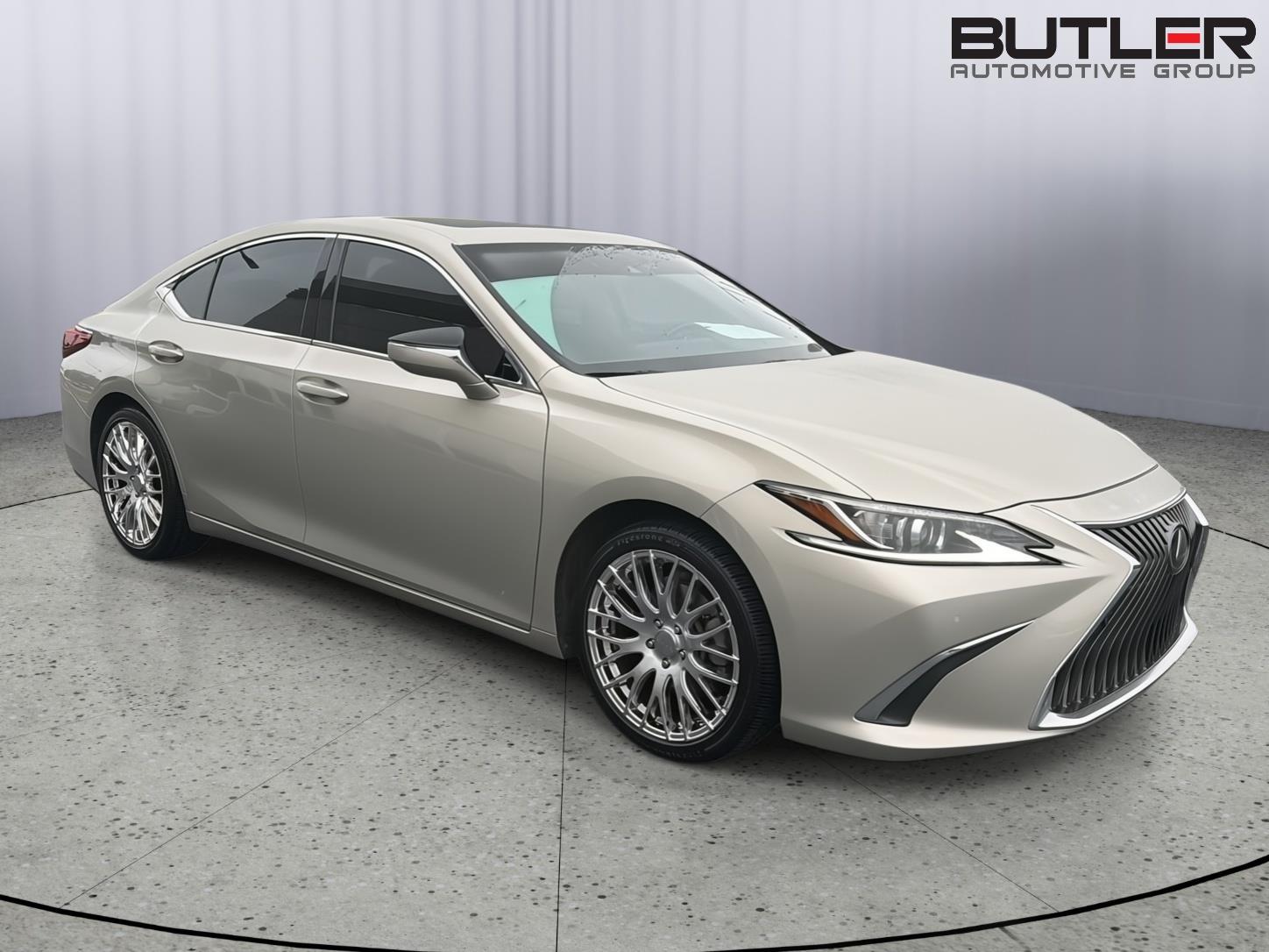 Used 2020 Lexus ES Sedan