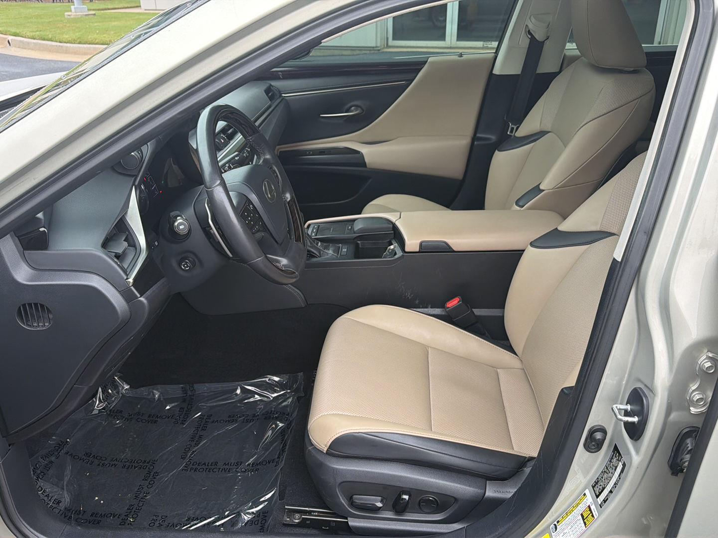 Used 2020 Lexus ES Sedan