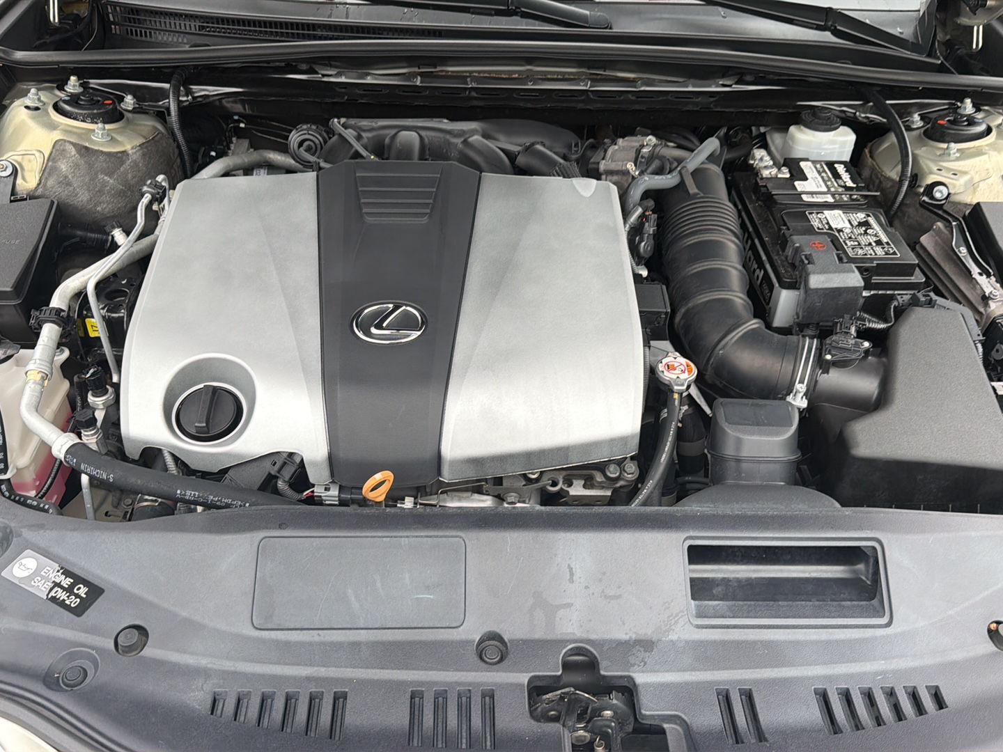 Used 2020 Lexus ES Sedan