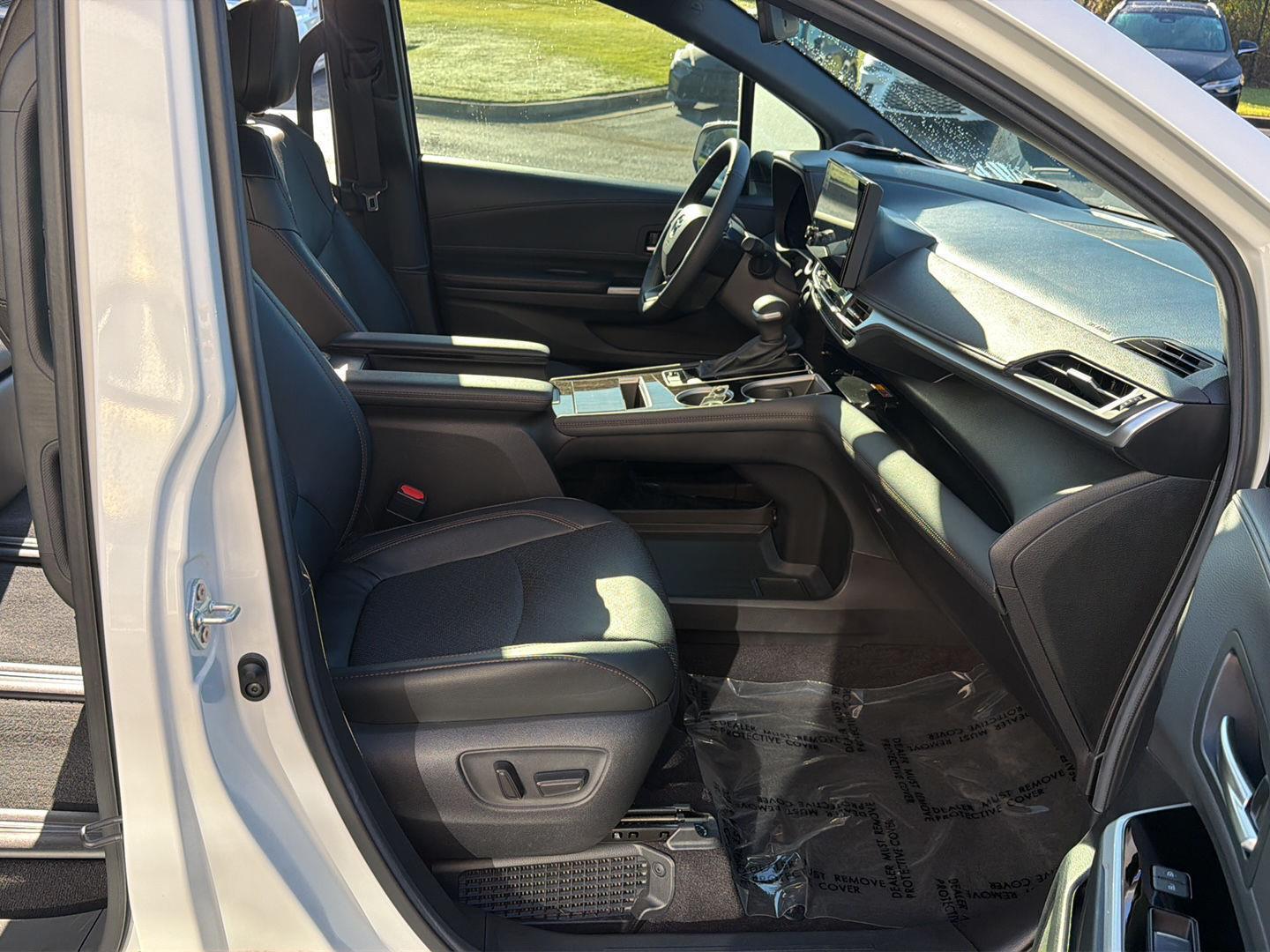 Used 2025 Toyota Sienna Van
