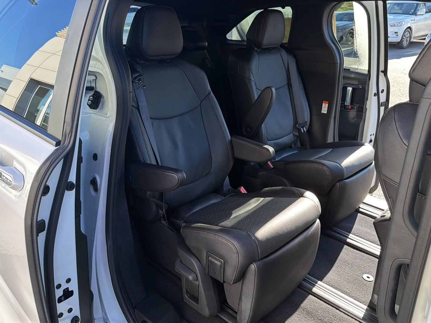Used 2025 Toyota Sienna Van
