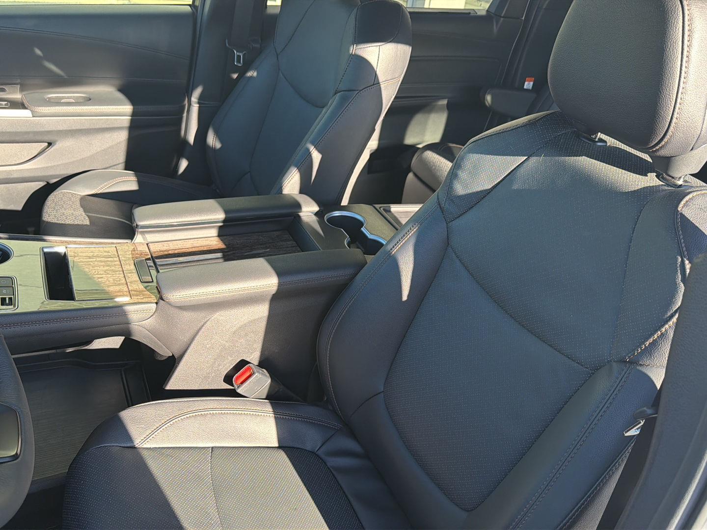 Used 2025 Toyota Sienna Van