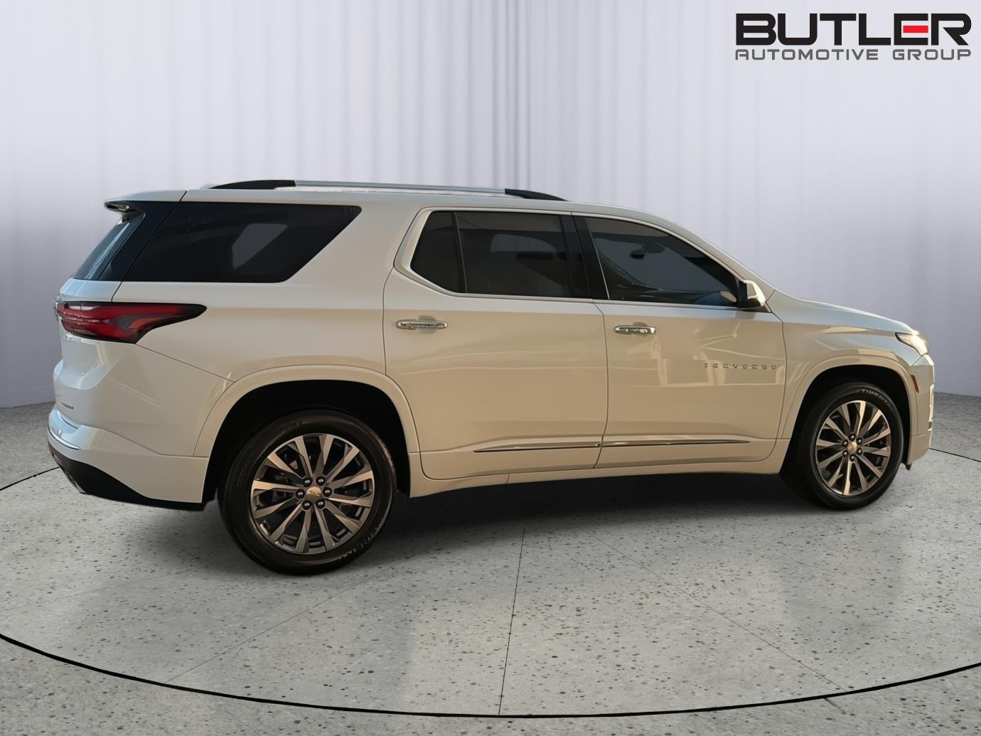 Used 2023 Chevrolet Traverse SUV